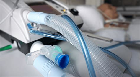 Ngay lập tức, đội phản ứng nhanh bệnh viện chợ rẫy đã chuyển sang can thiệp ecmo cho thai phụ. Gia Công Dây Nhựa Y Tế Tại Đà Nẵng Dùng Cho Máy Thở Oxy