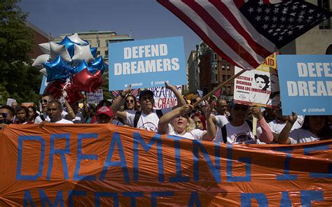 supreme court reverses trump administration saves daca for now arizona daily independent