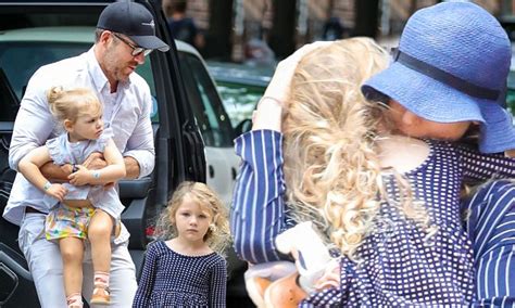 I found my twitter password. Ryan Reynolds takes daughters to party with Blake Lively ...