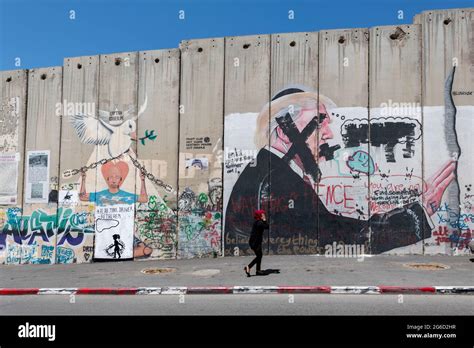 Graffiti At Palestine Israel Border Wall In Bethlehem Palestine West Bank Stock Photo Alamy