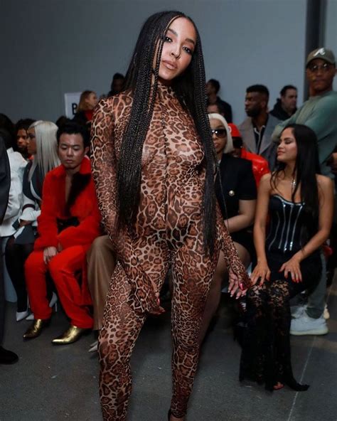 Tinashe Shows Off Her Tits At The NYFW LaQuan Smith Fashion Show Photos Nude Celebrity