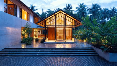 You likely already have some idea as to the kind of home you have in mind. This Kerala home gives a modern twist to the region's ...