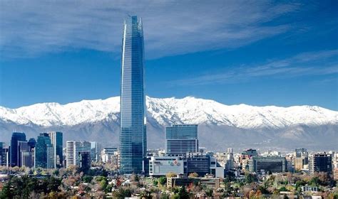 Costanera center ligger bara ett par minuter bort. Inauguraron en Chile el mirador más alto de Sudamérica ...