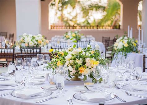 21 Gorgeous Ways To Incorporate Gold Into Your Wedding Décor