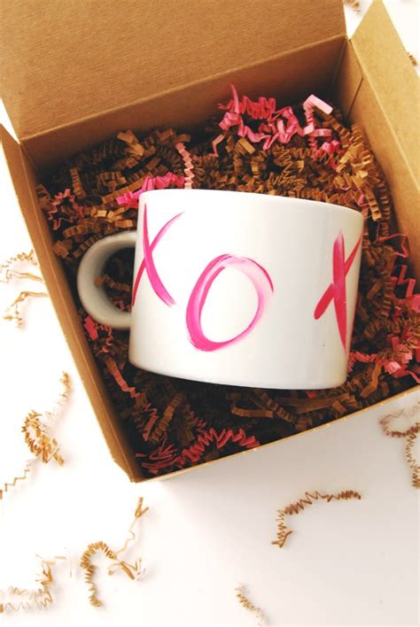 12 Diy Painted Mug Projects That Will Inspire You Shelterness