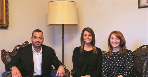 Mészáros lőrinc is on facebook. Családi kör: közel 2 milliárd forinttal drágább lesz a ...