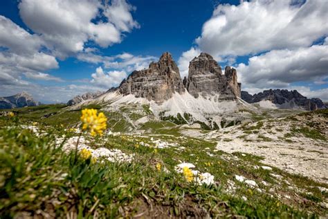 Parc Naturel National De Panorama Tre Cime In Les Alpes De Dolomites