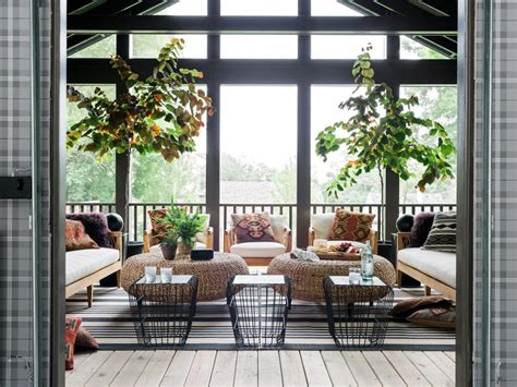 12 Tips To Rock Your Screened Porch