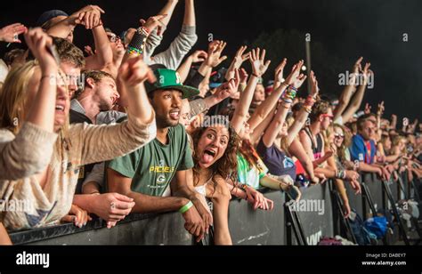 Fans Cheering At A Pretty Lights Concert Stock Photo Alamy