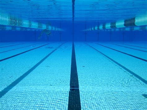 Olympic Swimming Pool Underwater Sky Hd Wallpaper