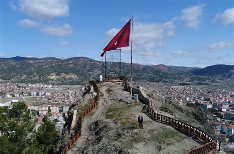 Bütün kıtalarını kısa kısa özet şeklinde açıklayacağız. İstiklal Marşı 10 Kıtası / Istiklal Marşı Nefes Yerleri ...