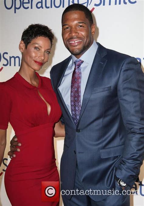 did michael strahan s engagement end after he was caught cheating on nicole murphy