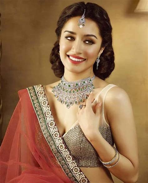 14 Amazing Pictures Of Shraddha Kapoor In Saree