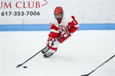 Womens Hockey Cocaptain Hopes To End Bu Career With Tournament Wins