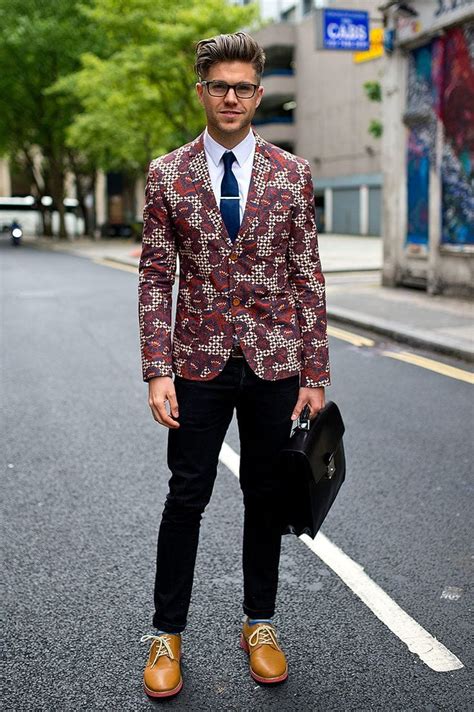 17 Smart Blazer Outfits For Men And Styling Tips