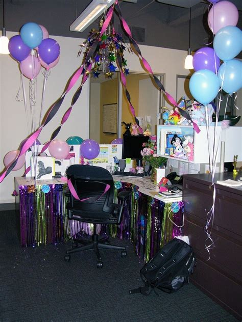 8 Photos Ideas To Decorate Office Cubicle For Birthday And View Alqu Blog