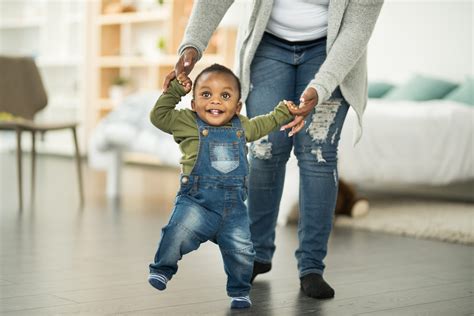 5 Exercises That Help Babies Learn How To Walk