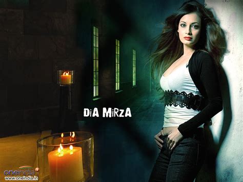 only wallpapers dia mirza