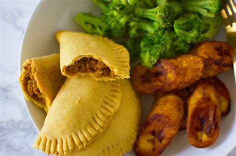 These Vegan Jamaican Beef Patties Are My Newest Obsession They Have An Authentic Taste All