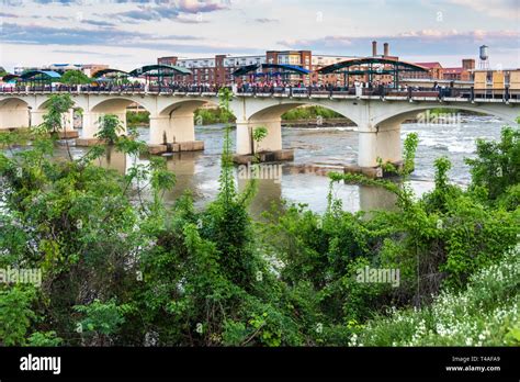 Columbus Georgia Skyline Hi Res Stock Photography And Images Alamy