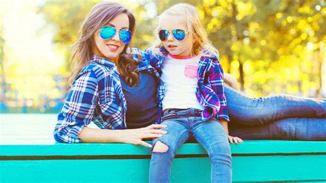 This Is What It Really Takes To Be The Cool Aunt—according To Real Aunts Aunt Life Aunt