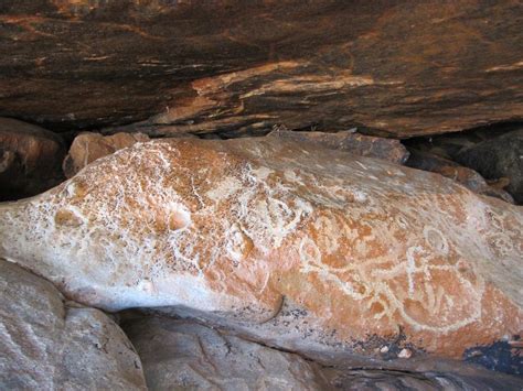 Aboriginal Rock Carvings Petroglyphs At Flintstone Rock Flickr