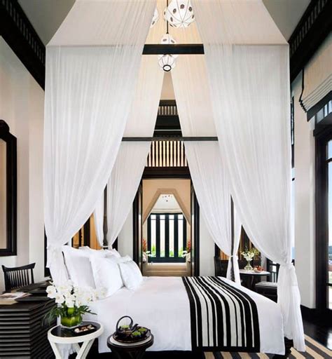 Amazing gallery of interior design and decorating ideas of ceiling bed canopy in bedrooms, girl's rooms, boy's rooms by elite interior. 19 Beautiful Canopy Beds That Will Create A Majestic ...
