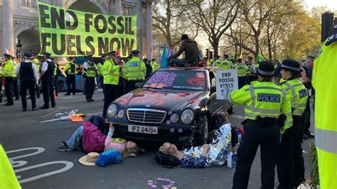 Extinction Rebellion Seventy Arrested At Climate Change Protests Bbc