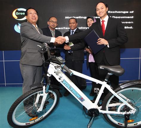 Provide premium bicycle & accessories, professional service & repair and bike fitting. Malaysia Bicycle Price : Cm Bikesports Java S3 Disc Brake ...