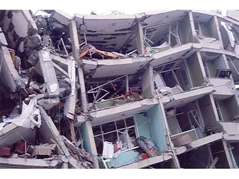 Teknolojik gelişmeler ışığında, bilimin de ilerlemesiyle birçok ülke sismometre kullanımına önem vermiş. Deprem Çığ Heyelan ve Su Baskını (Sel) Fotoğraf ve ...