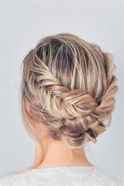 33 Amazing Prom Hairstyles For Short Hair 2020 Prom