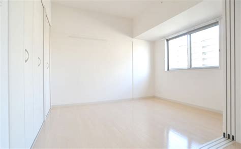 オルウェン王国の男爵令嬢リーゼには前世の記憶がある。 彼女はかつて帝国の女性騎士だったのだ。 騎士だった彼女は、帝国の若き皇子エグバードを守って命を落としていた。 そして今、成長して皇帝となったエグバードと再び出会い…。 そこから始まる帝国の人間との婚約. 一人暮らしに最適の広さは何畳？6畳・8畳・10畳以上で比較して ...