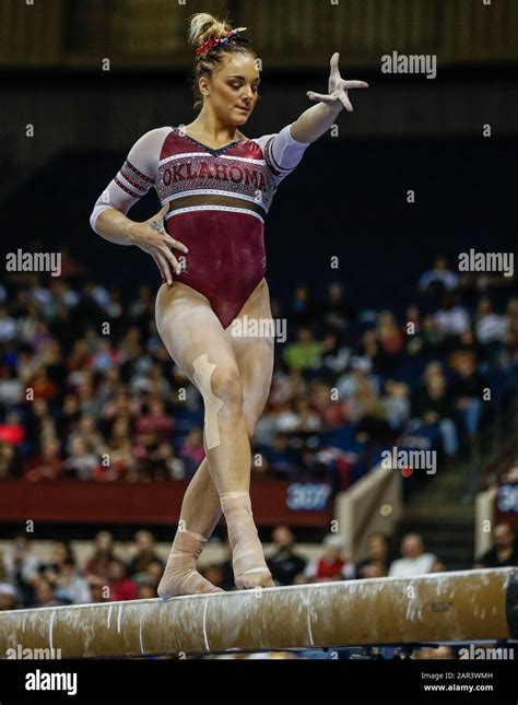 Fort Worth Tx Usa 25th Jan 2020 Oklahoma Gymnast Maggie Nichols Performs On The Balance