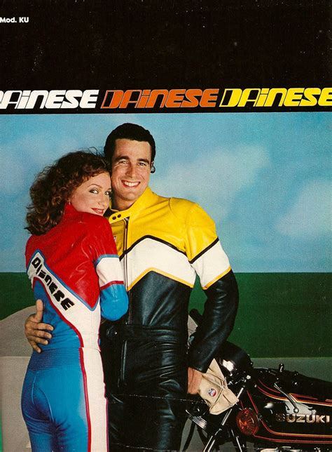 Splendida collezione di abiti vintage anni '70. Pubblicità motociclistiche anni 70 | Anni 70, Pubblicità