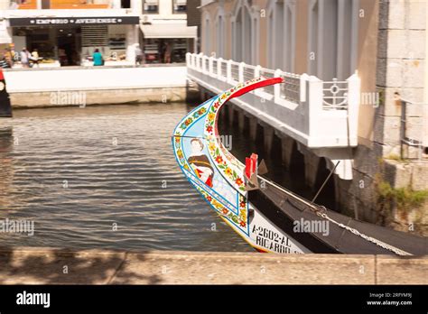 Aveiro's picturesque allure: Colorful canals, timeless azulejos, and