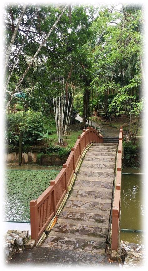 Most popular public recreational park in kuala lumpur. Perdana Botanical Garden - Pack a picnic and stroll ...