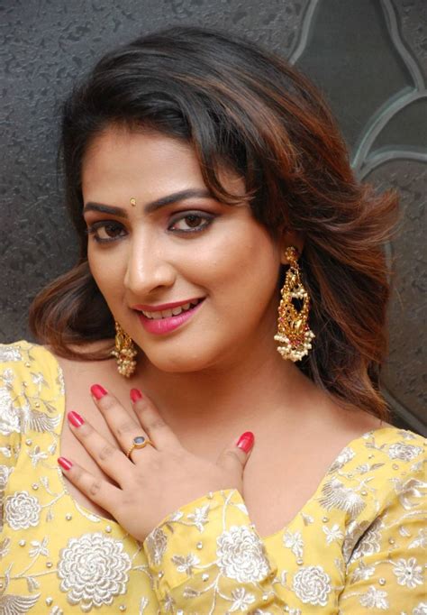 Tamil Actress Haripriya At Kannad Gothilla Film Audio Release