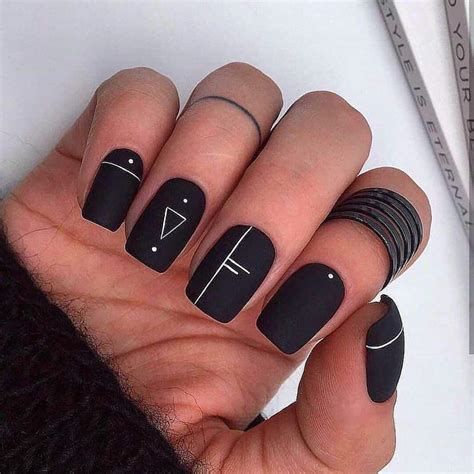 The original special appeal is the nail art of colorful spots on the ring and middle fingers. 10 Most Inspiring Design Ideas For Short Nails 2021 (Photo ...