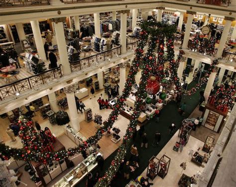 For Generations Of Chicagoans Marshall Fields Meant Business—and