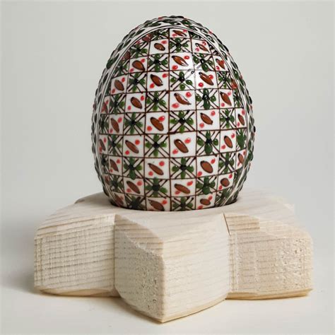 Handpainted Real Egg Pattern 546
