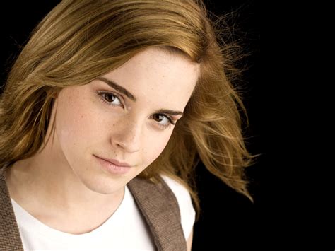 X Resolution Emma Watson Hot Smile Images X