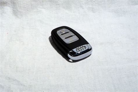 A car locksmith is a specialist for any locksmith solutions related to one's vehicle. Car Locksmith Freeport - 24/7 Lock Smith Near You Inc