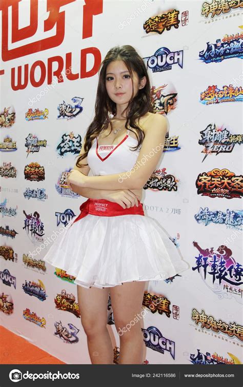 Young Chinese Showgirl Poses Stand Online Games Operator Perfect World