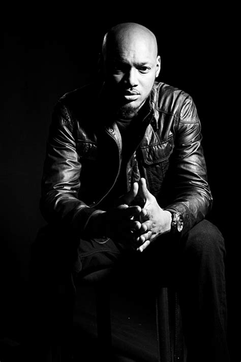 Do you want to receive messages from 2 whatsapp on one phone? 2Face