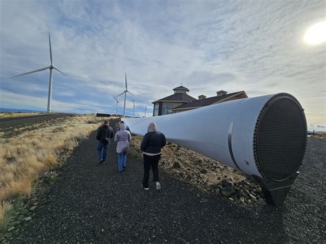 blade Puget Sound Energy Wild Horse Wind and Solar Facility - SnohomishTalk