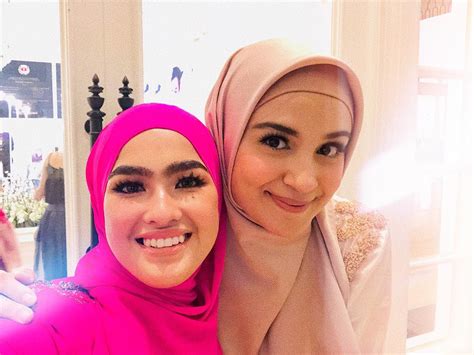 La taille et le poids 2021. GAMBAR Bawa Tunang Ke Majlis Kahwin Baim Wong, Netizen ...