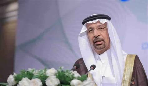 في بادرة إنسانية جميلة، أعطى وزير الطاقة الأمير عبدالعزيز بن سلمان الكلمة الأولى لوزير الطاقة الروسي ألكساندر نوفاك، تقديرًا لتحامله على ظروفه الصحية والمشاركة في. وزير الطاقة السعودي يصرح بتحسن العوامل الأساسية لسوق النفط ...