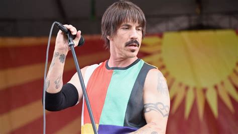 Anthony Kiedis Rushed To Hospital With ‘extreme Stomach Pain Louder