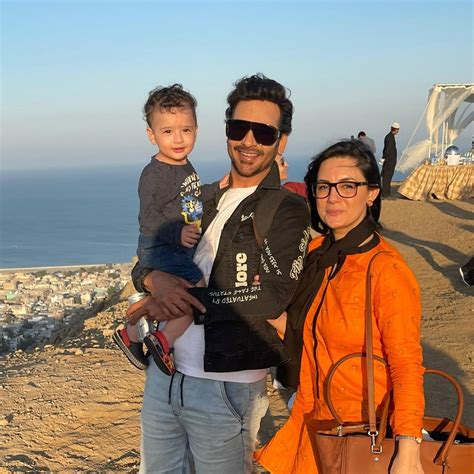 Maybe you would like to learn more about one of these? New Pictures of Faisal Qureshi with Family