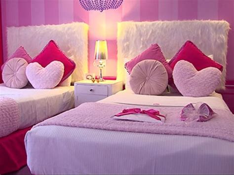 Posh And Pink First Barbie Hotel Room In World